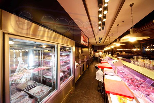 <p>
	Butcha Steakhouse</p>
